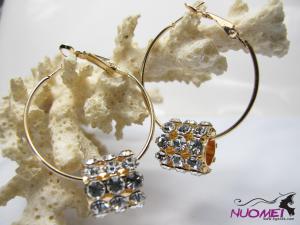 FJ0098Fashion Golden and diamond earrings