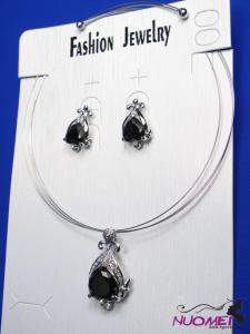 FJ0109Black chain necklace and earrings jewelry