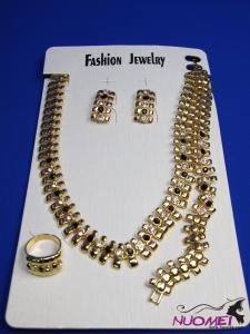 FJ0243Golden chain necklace and earrings jewelry