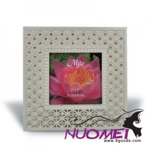 F0663 METAL PHOTO FRAME with Crystals